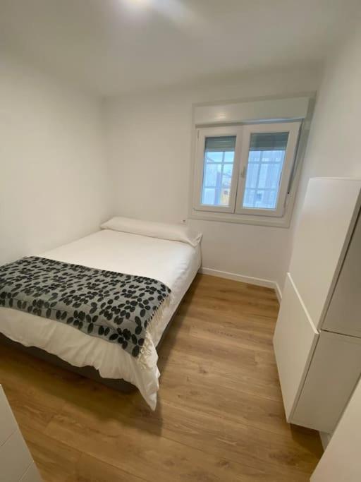 Centrico Piso En Portonovo Apartment Bagian luar foto